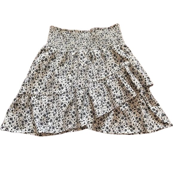 Altar'd State Dresses & Skirts - Altar’d State smocked ruffled floral skirt